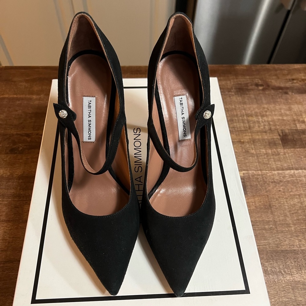 Tabitha Simmons Black Suede Heels. Size 37.5. NWT.